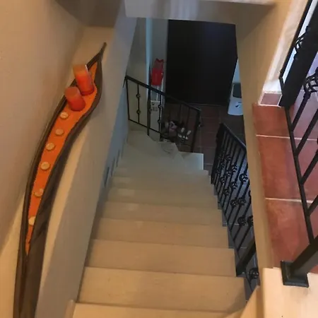 펜션 House
