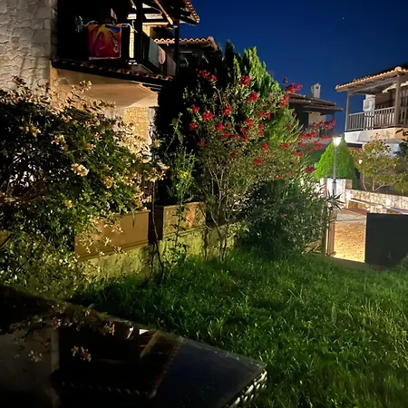 Дом отдыха House