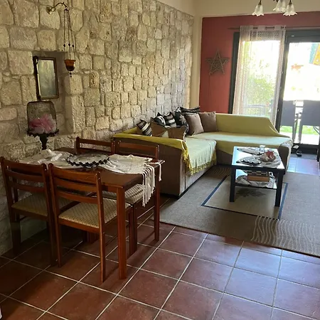 House Afytos