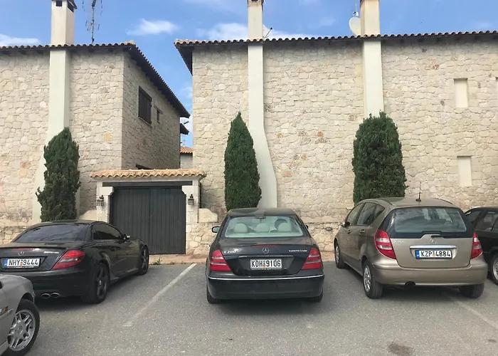 بيت للعطل House *