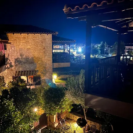 Hébergement de vacances House *